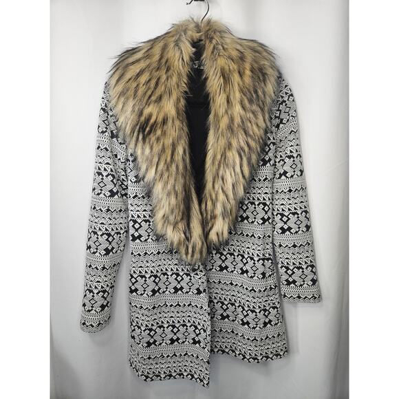 Tart Collections Faux Fur Trim Coat Jacket w/ Matching Dress Black & White Aztec - Picture 8 of 11